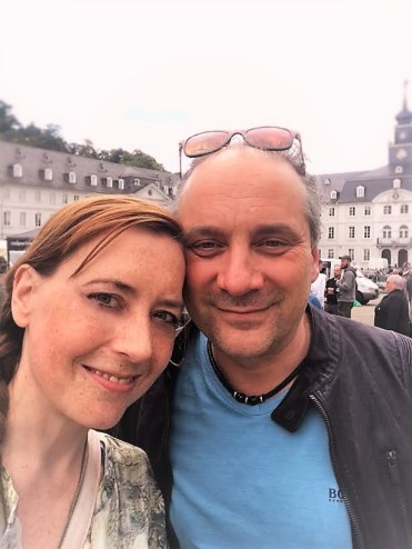 ef233e4a-b3fc-48a4-a456-5003769fa4c7