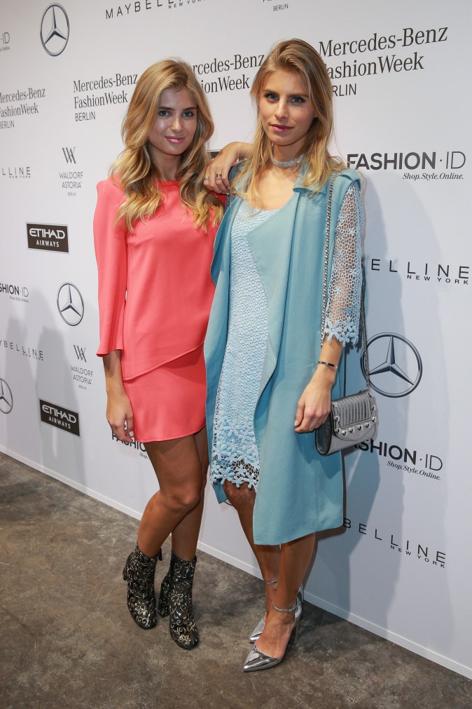 Fashion Week Herbst / Winter 2017 - RIANI