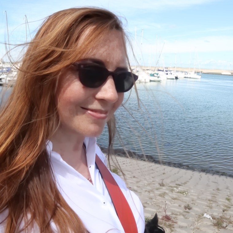 6456CCDF-BEBF-47C9-A34B-8EE72843ABF2