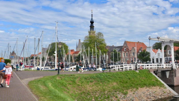 F4CBA946-1008-41AB-A368-3DBC78BCC1B1_1_201_a