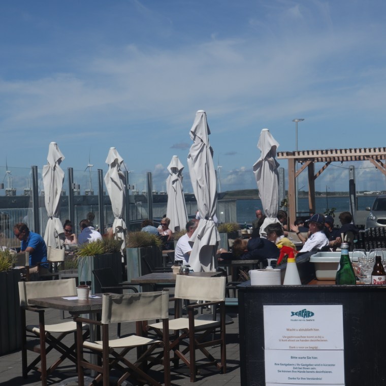 F69E4282-8491-4AD5-997E-D41685C8DD31